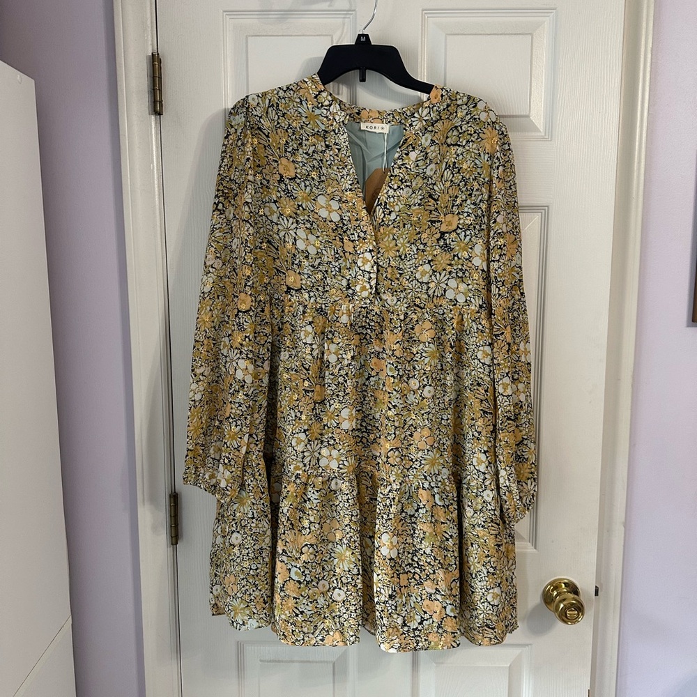 KORI GOLDEN GLOW METALLIC TIERED DRESS